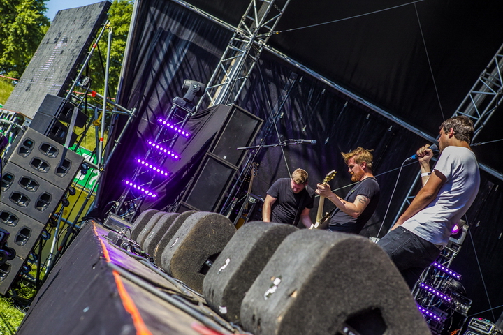 Vestrock 2014 dag 2 @ Hulst, picture 6, photographed by sven dullaert - FrontView Magazine