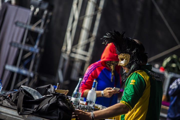 Vestrock 2014 dag 2 @ Hulst, picture 16, photographed by sven dullaert - FrontView Magazine