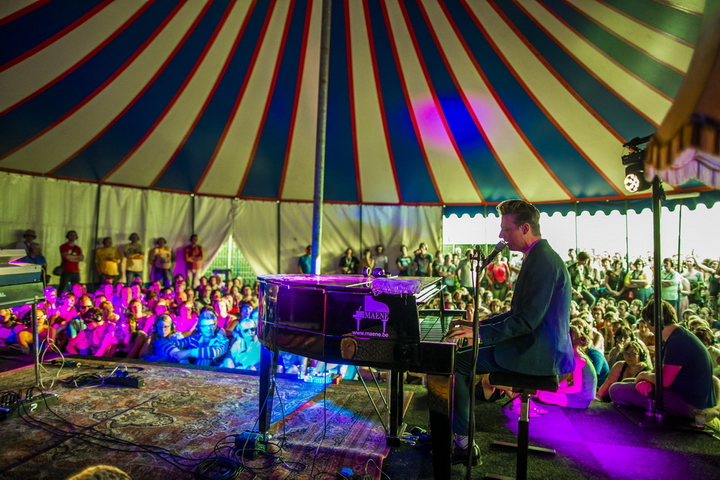 Vestrock 2014 dag 2 @ Hulst, picture 24, photographed by sven dullaert - FrontView Magazine