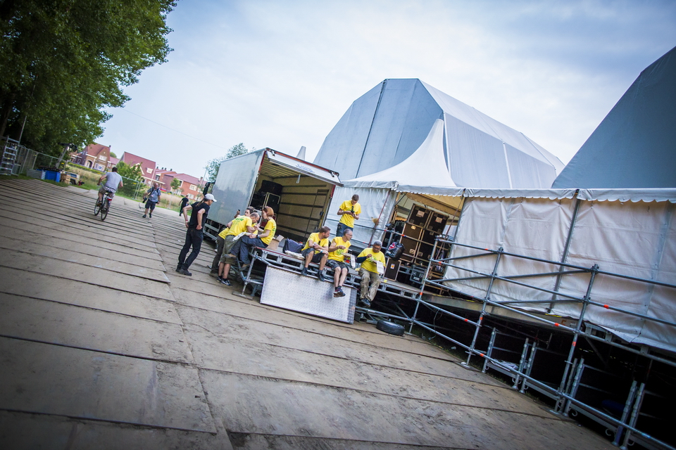 Vestrock 2014 sfeer @ Hulst, picture 28, photographed by sven dullaert - FrontView Magazine
