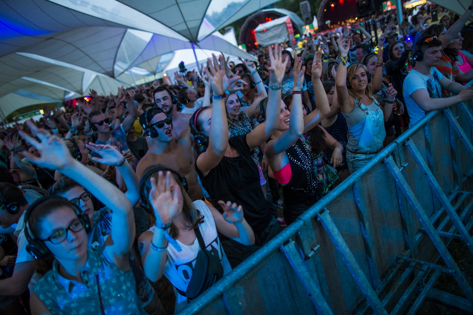 Vestrock 2014 sfeer @ Hulst, picture 29, photographed by sven dullaert - FrontView Magazine