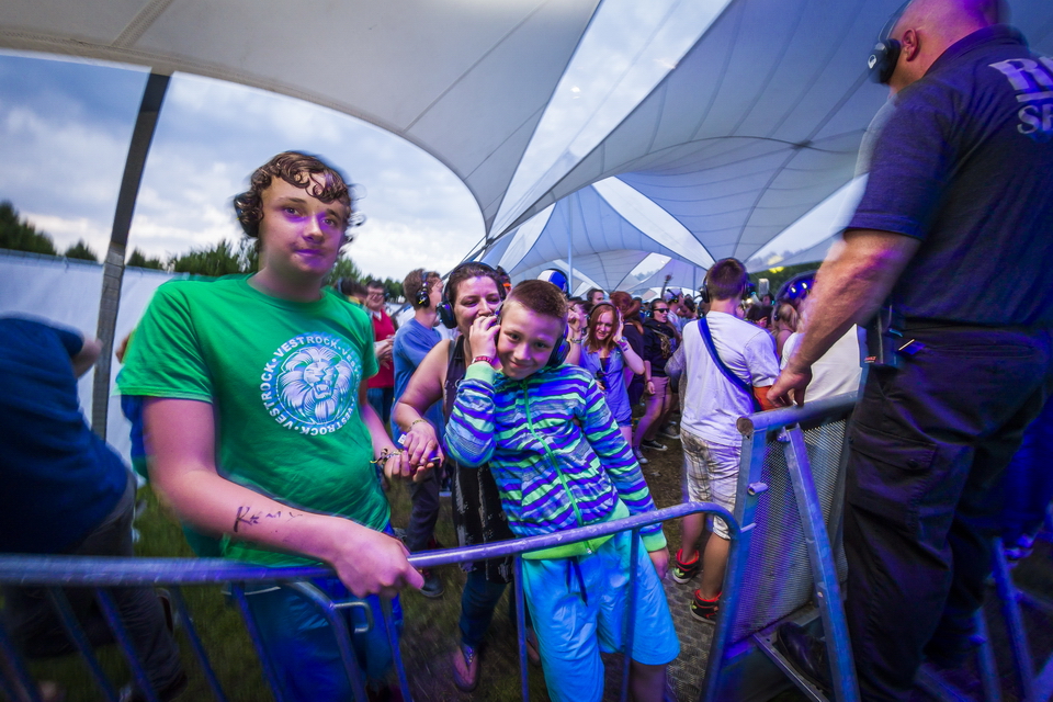 Vestrock 2014 sfeer @ Hulst, picture 33, photographed by sven dullaert - FrontView Magazine
