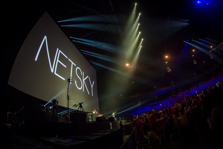 Dance with the devils België - Algerije @ Sportpaleis, picture 37, photographed by sven dullaert - FrontView Magazine