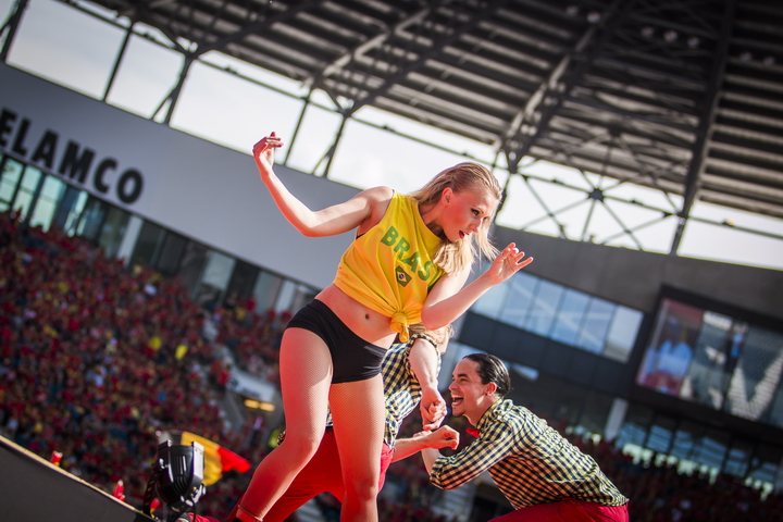 Love the samba - Belgie - Rusland @ Ghelamco arena Gent, picture 10, photographed by sven dullaert,   - FrontView Magazine