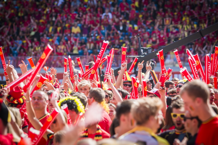 Love the samba - Belgie - Rusland @ Ghelamco arena Gent, picture 16, photographed by sven dullaert,   - FrontView Magazine