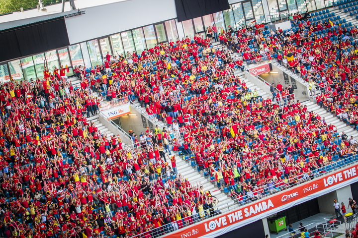 Love the samba - Belgie - Rusland @ Ghelamco arena Gent, picture 23, photographed by sven dullaert,   - FrontView Magazine
