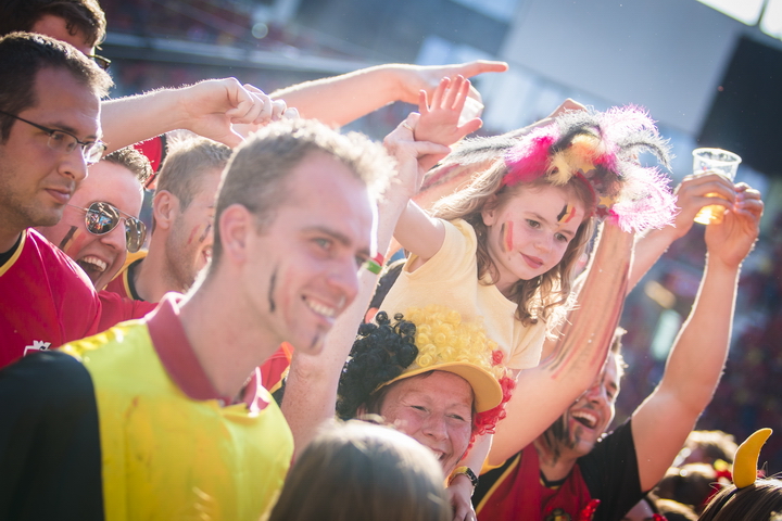 Love the samba - Belgie - Rusland @ Ghelamco arena Gent, picture 32, photographed by sven dullaert,   - FrontView Magazine