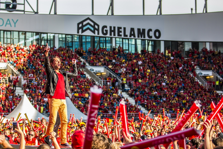 Love the samba - Belgie - Rusland @ Ghelamco arena Gent, picture 38, photographed by sven dullaert,   - FrontView Magazine