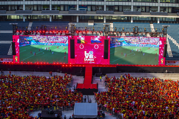 Love the samba - Belgie - Rusland @ Ghelamco arena Gent, picture 65, photographed by sven dullaert,   - FrontView Magazine