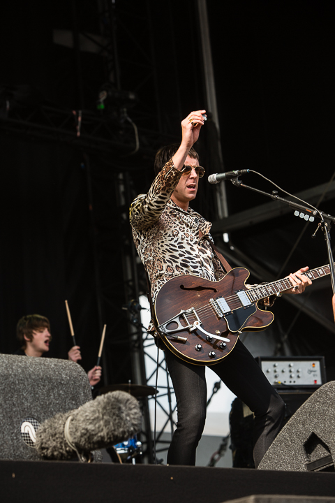 Miles Kane @ Best Kept Secret 2014, picture 18, photographed by Edwin Houdevelt - FrontView Magazine