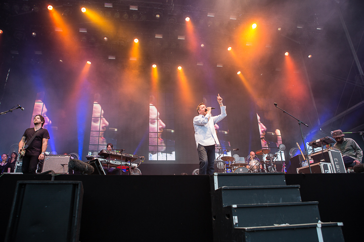 Elbow @ Best Kept Secret 2014, picture 10, photographed by Edwin Houdevelt - FrontView Magazine