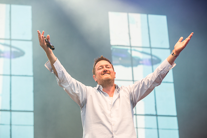 Elbow @ Best Kept Secret 2014, picture 19, photographed by Edwin Houdevelt - FrontView Magazine
