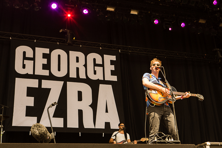 George Ezra @ Best Kept Secret 2014, picture 2, photographed by Edwin Houdevelt - FrontView Magazine