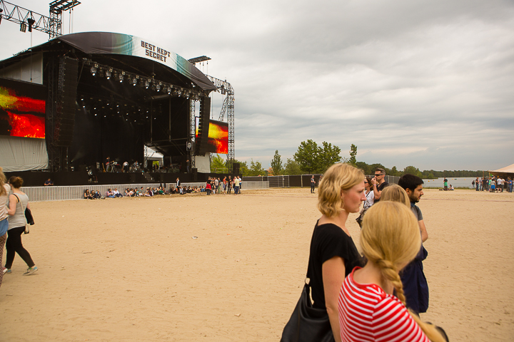 Sfeer & Publiek @ Best Kept Secret 2014, picture 13, photographed by Edwin Houdevelt - FrontView Magazine