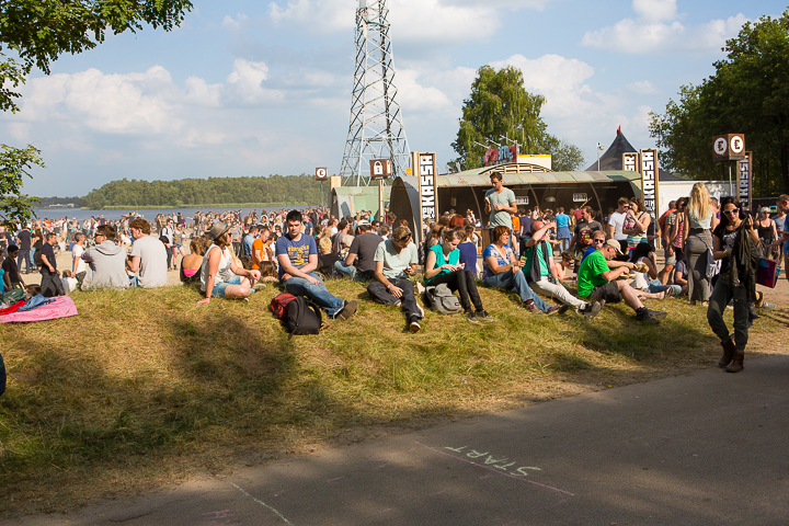 Sfeer & Publiek @ Best Kept Secret 2014, picture 22, photographed by Edwin Houdevelt - FrontView Magazine