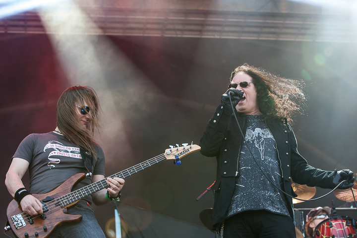 Satan @ Hellfest 2014, foto 6, foto's door Dorien Goetschalckx - FrontView Magazine