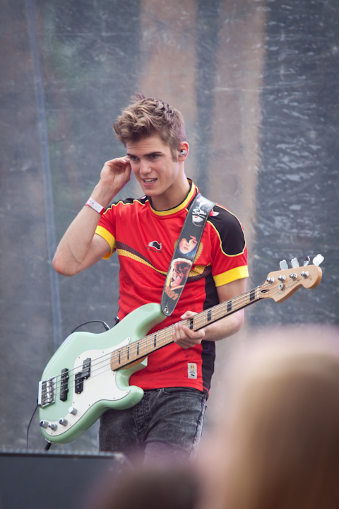 Bandits @ pennenzakkenrock 2014, picture 6, photographed by Carine Wouters - FrontView Magazine
