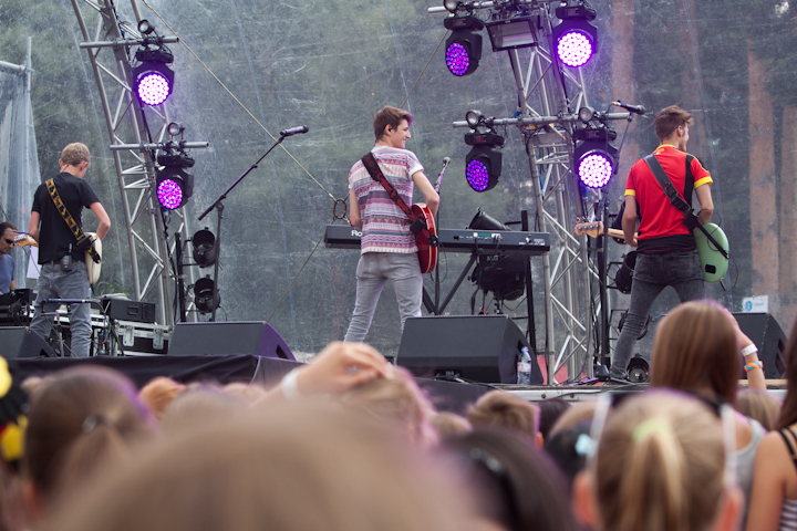 Bandits @ pennenzakkenrock 2014, picture 11, photographed by Carine Wouters - FrontView Magazine