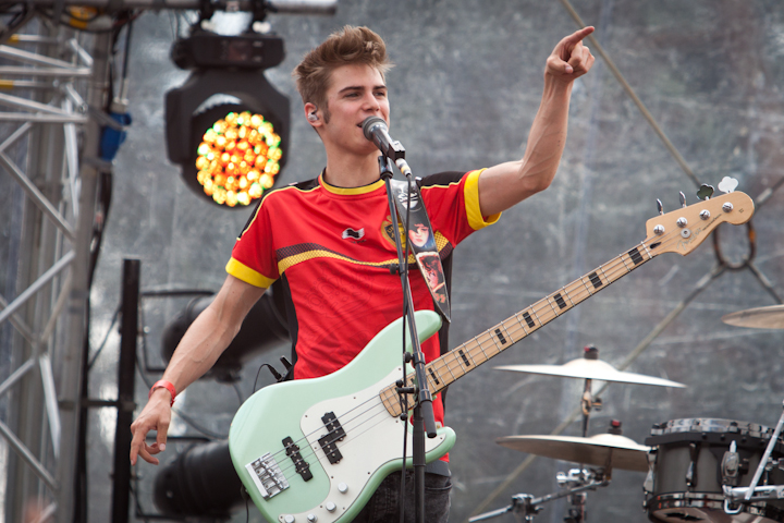 Bandits @ pennenzakkenrock 2014, picture 23, photographed by Carine Wouters - FrontView Magazine