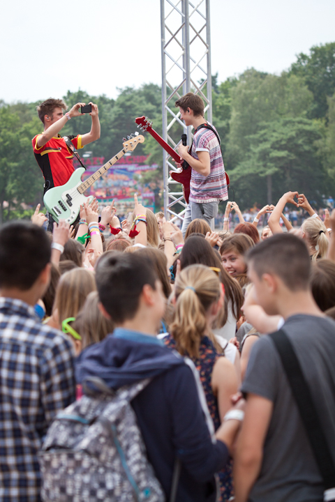 Bandits @ pennenzakkenrock 2014, picture 28, photographed by Carine Wouters - FrontView Magazine