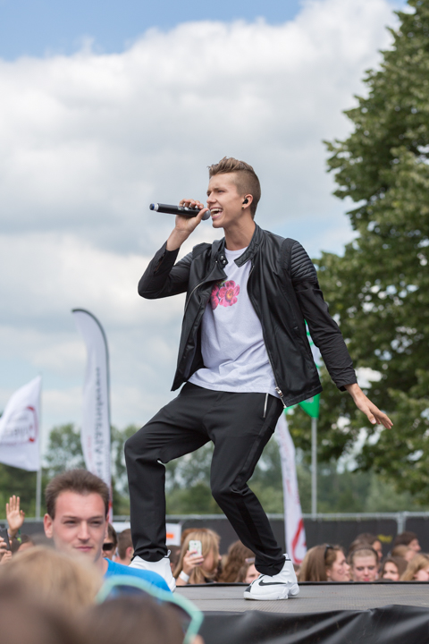 Ian Thomas @ Popeiland 2014, picture 9, photographed by Guy Danneels - FrontView Magazine