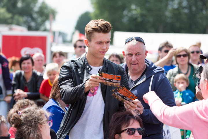 Ian Thomas @ Popeiland 2014, picture 82, photographed by Guy Danneels - FrontView Magazine
