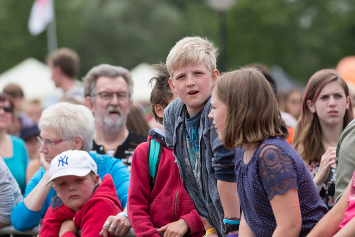 Sfeer, Randanimatie & Publieksfoto's @ Popeiland 2014, foto 9, foto's door Guy Danneels - FrontView Magazine