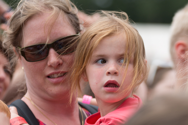 Sfeer, Randanimatie & Publieksfoto's @ Popeiland 2014, foto 15, foto's door Guy Danneels - FrontView Magazine