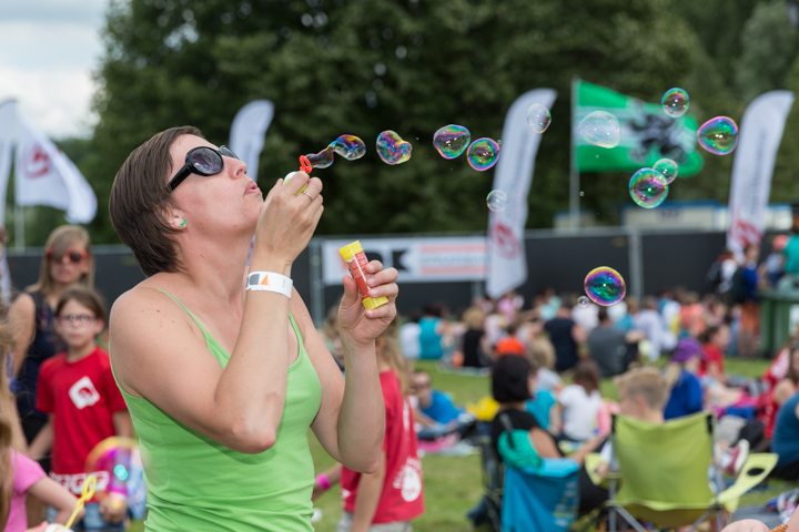 Sfeer, Randanimatie & Publieksfoto's @ Popeiland 2014, foto 50, foto's door Guy Danneels - FrontView Magazine