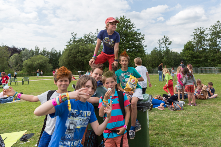 Sfeer, Randanimatie & Publieksfoto's @ Popeiland 2014, foto 92, foto's door Guy Danneels - FrontView Magazine
