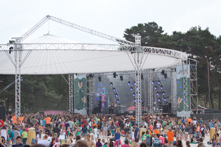 sfeerbeelden @ pennenzakkenrock 2014, picture 6, photographed by Carine Wouters - FrontView Magazine