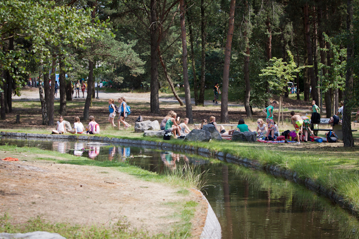 sfeerbeelden @ pennenzakkenrock 2014, picture 19, photographed by Carine Wouters - FrontView Magazine