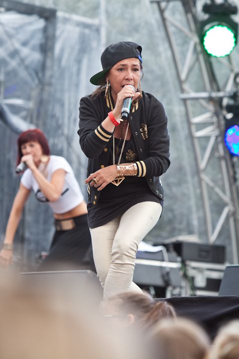 Slongs Dievanongs @ pennenzakkenrock 2014, foto 9, foto's door Carine Wouters - FrontView Magazine