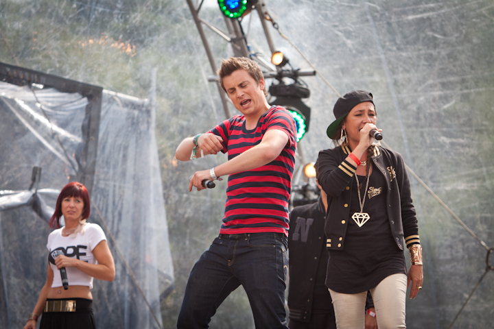 Slongs Dievanongs @ pennenzakkenrock 2014, foto 18, foto's door Carine Wouters - FrontView Magazine