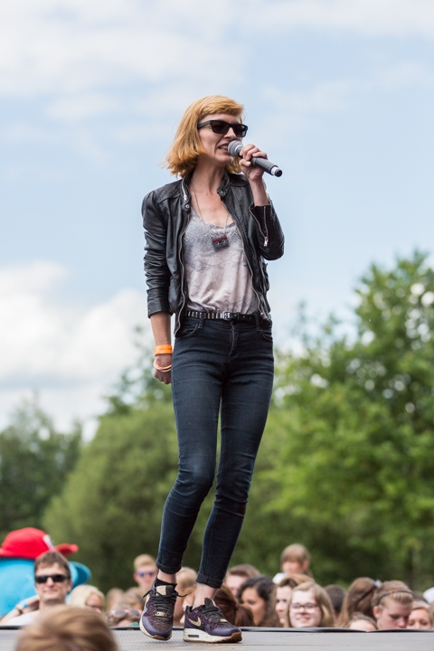 Slongs Dievanongs @ Popeiland 2014, picture 5, photographed by Guy Danneels - FrontView Magazine