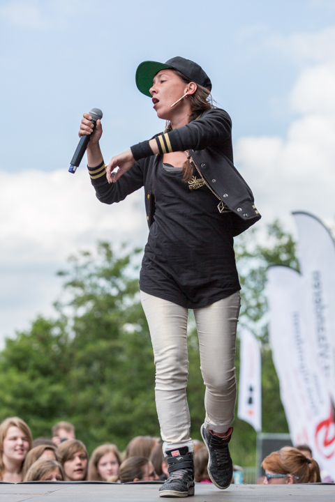 Slongs Dievanongs @ Popeiland 2014, picture 9, photographed by Guy Danneels - FrontView Magazine