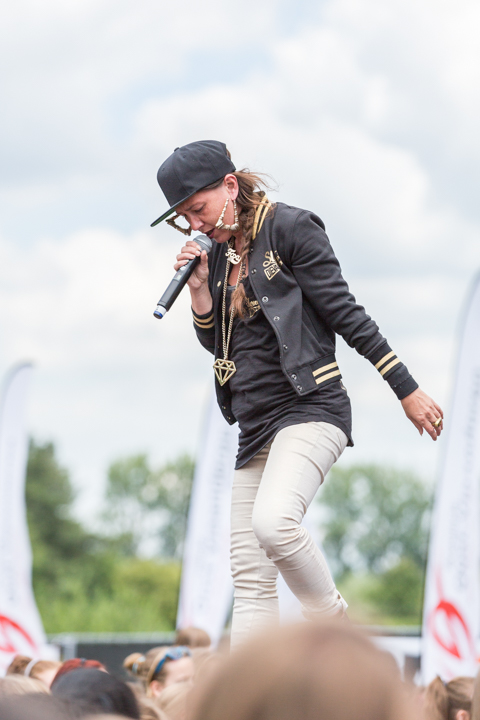 Slongs Dievanongs @ Popeiland 2014, picture 22, photographed by Guy Danneels - FrontView Magazine