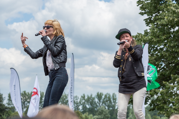 Slongs Dievanongs @ Popeiland 2014, picture 26, photographed by Guy Danneels - FrontView Magazine