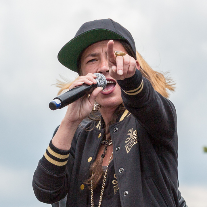 Slongs Dievanongs @ Popeiland 2014, picture 29, photographed by Guy Danneels - FrontView Magazine