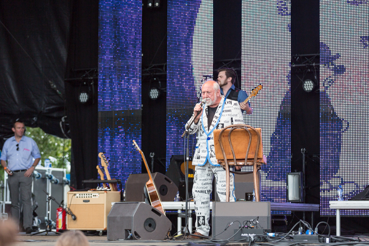 Urbanus en de Fanfaar @ Popeiland 2014, picture 5, photographed by Guy Danneels - FrontView Magazine