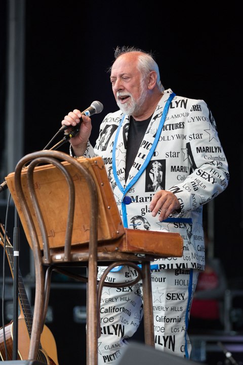 Urbanus en de Fanfaar @ Popeiland 2014, picture 22, photographed by Guy Danneels - FrontView Magazine