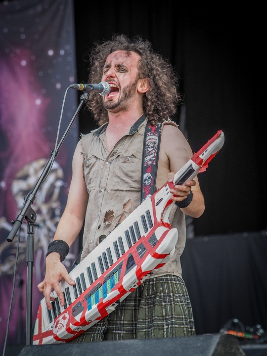 Bands en Podia Vrijdag @ Graspop Metal Meeting 2014, picture 2, photographed by Hans Van Hoof, Peter Dejongh, Rudy Dedoncker, Koen Van Den Broeck, Tim Tronckoe, Robin Looy, Elsie Roymans, Dorien Goetschalckx, Jens Dehaes - FrontView Magazine