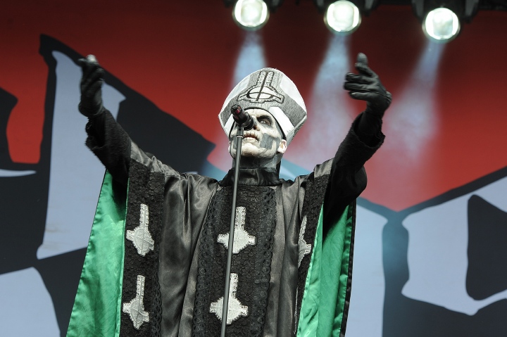 Bands en Podia Vrijdag @ Graspop Metal Meeting 2014, picture 30, photographed by Hans Van Hoof, Peter Dejongh, Rudy Dedoncker, Koen Van Den Broeck, Tim Tronckoe, Robin Looy, Elsie Roymans, Dorien Goetschalckx, Jens Dehaes - FrontView Magazine