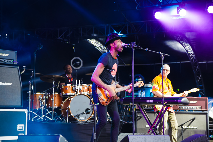 Keziah Jones @ Couleur Café, picture 2, photographed by Tristan Herftijd - FrontView Magazine