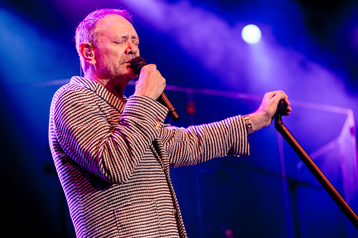 Rob de Nijs @ Genk on Stage 2014, picture 2, photographed by Elke Briers - FrontView Magazine
