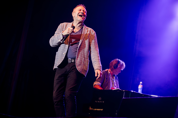Rob de Nijs @ Genk on Stage 2014, picture 4, photographed by Elke Briers - FrontView Magazine