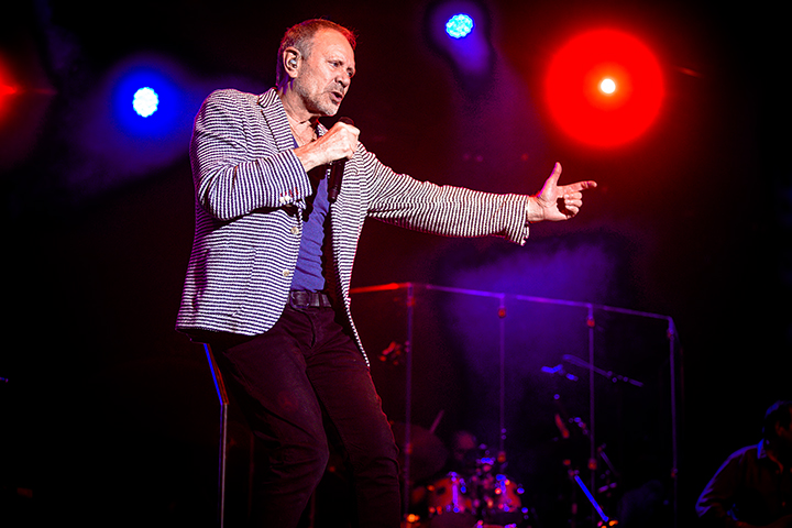 Rob de Nijs @ Genk on Stage 2014, picture 13, photographed by Elke Briers - FrontView Magazine