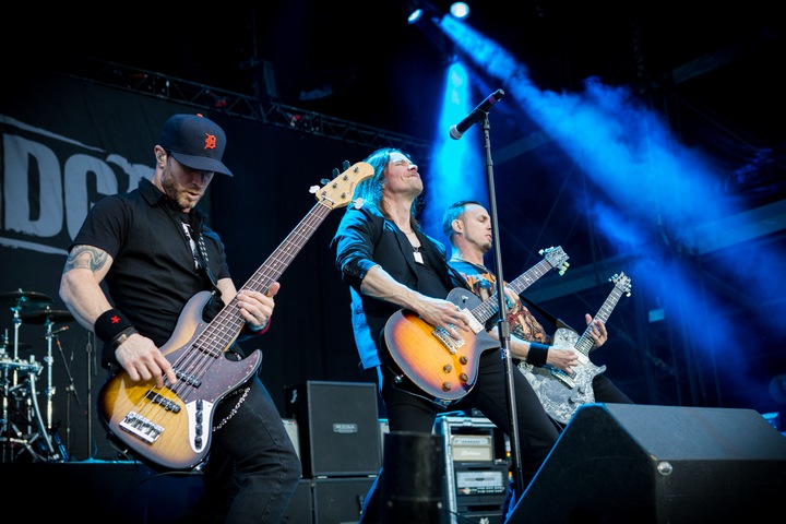 Bands en Podia Zaterdag @ Graspop Metal Meeting 2014, picture 3, photographed by Elsie, Roymans, Rudy, DeDoncker, Robin Looy,  Hans Van Hoof, Jens Dehaes, Stijn Verbruggen, Tim Tronckoe - FrontView Magazine