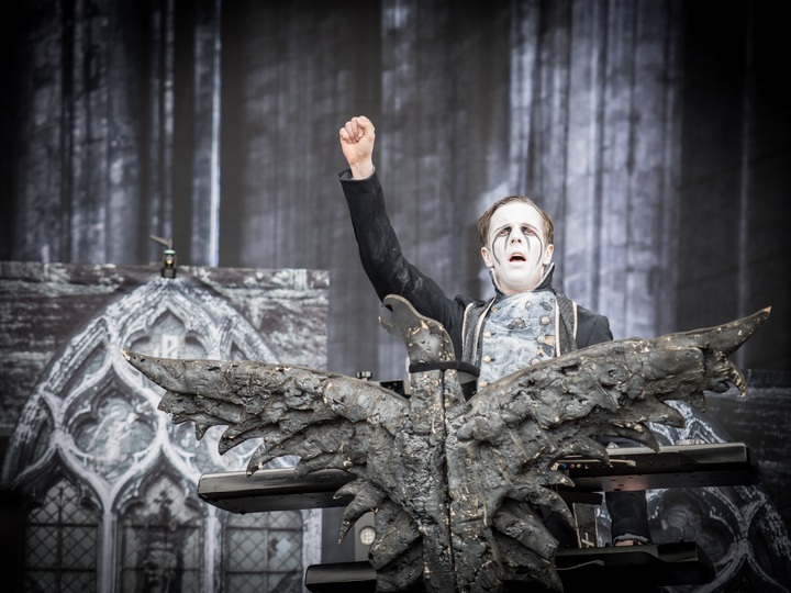 Bands en Podia Zaterdag @ Graspop Metal Meeting 2014, picture 88, photographed by Elsie, Roymans, Rudy, DeDoncker, Robin Looy,  Hans Van Hoof, Jens Dehaes, Stijn Verbruggen, Tim Tronckoe - FrontView Magazine