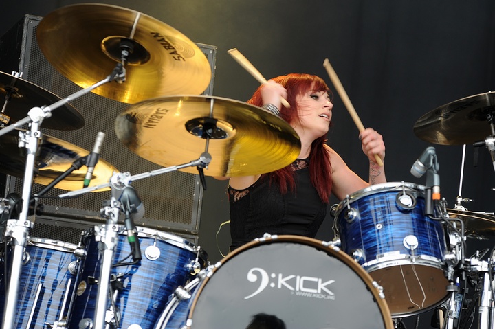 Bands en Podia Zaterdag @ Graspop Metal Meeting 2014, picture 114, photographed by Elsie, Roymans, Rudy, DeDoncker, Robin Looy,  Hans Van Hoof, Jens Dehaes, Stijn Verbruggen, Tim Tronckoe - FrontView Magazine